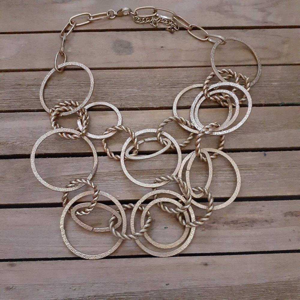 Nautical Vibe Gold Tone Circle Links Collar Statement Necklace Lobster Latch